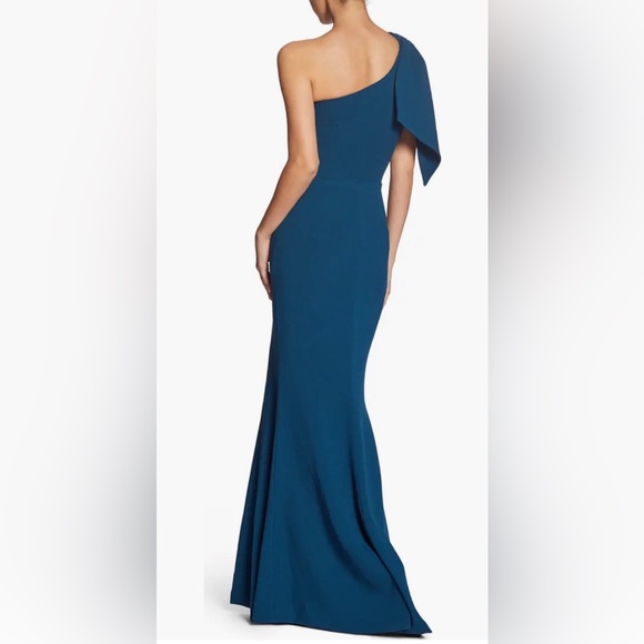 Dress the Population Georgina One-Shoulder Crepe Gown peacock blue NWT Large - Picture 2 of 9